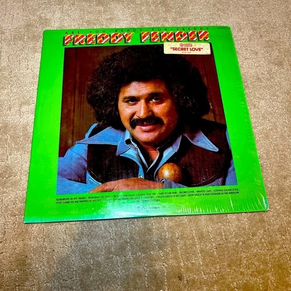 Freddy Fender- Are you Ready for Freddy vintage vinyl record from 1975 - Picture 1 of 11